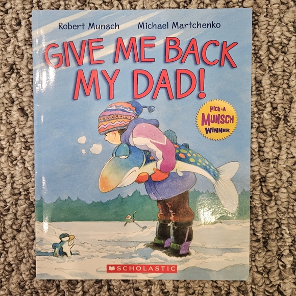 Robert Munsch kids story book bundle - Picture 11 of 13